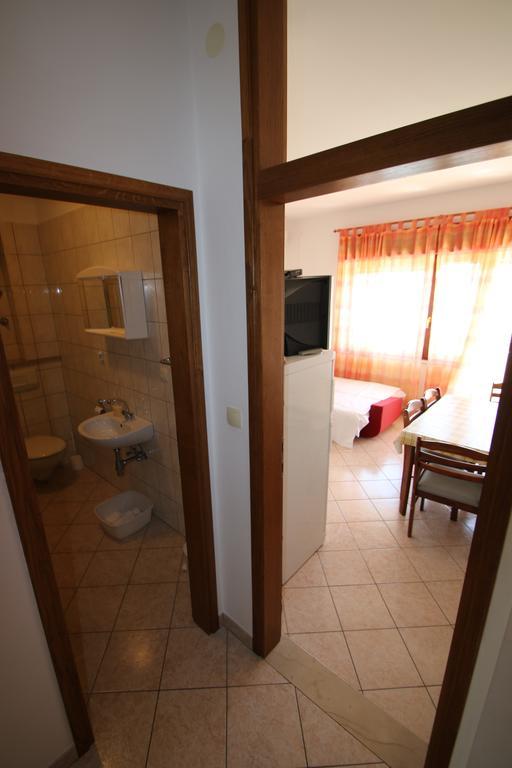 Villa Stipe لوكفا روجوزنيكا الغرفة الصورة