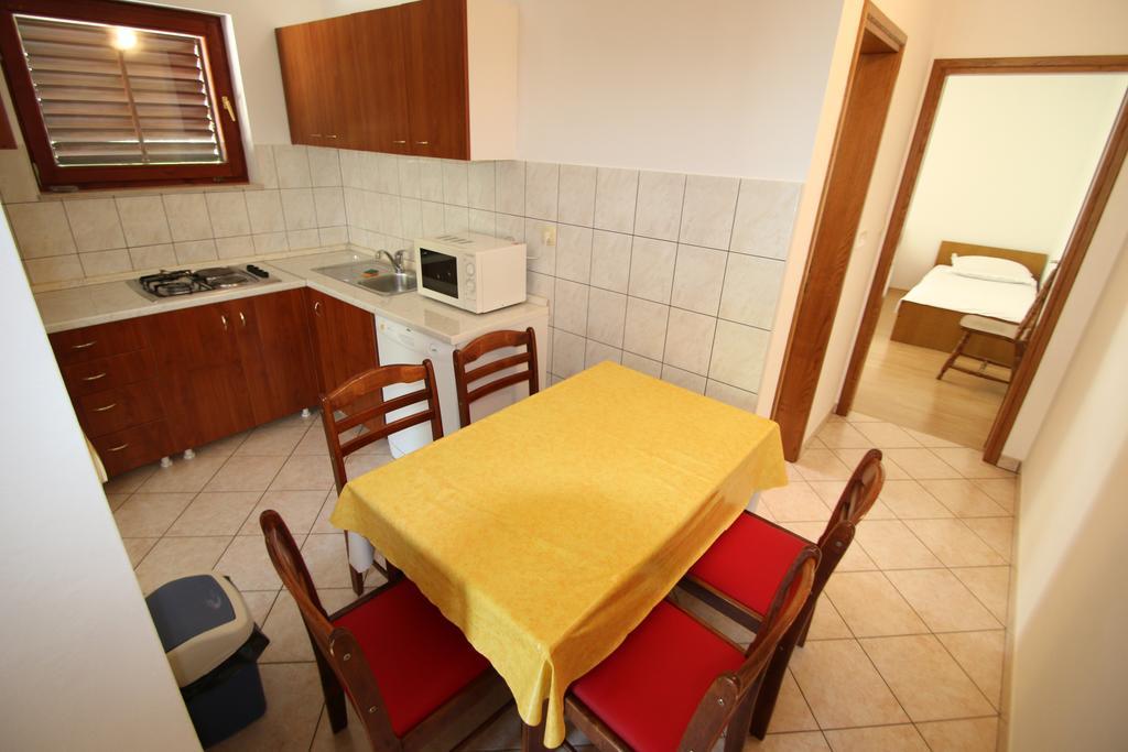 Villa Stipe لوكفا روجوزنيكا الغرفة الصورة