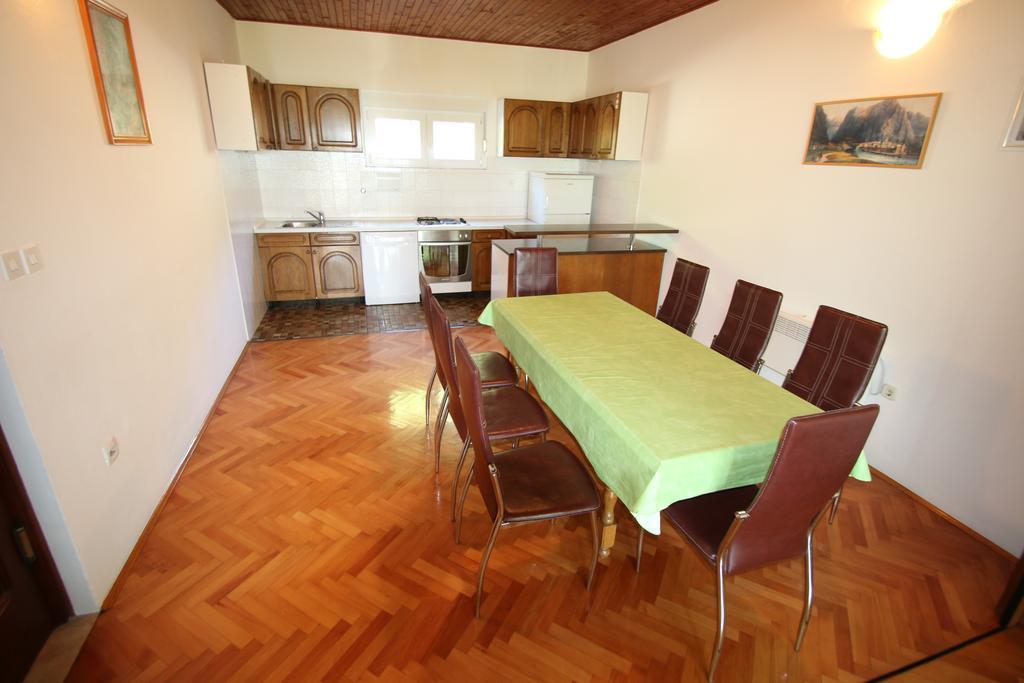 Villa Stipe لوكفا روجوزنيكا الغرفة الصورة